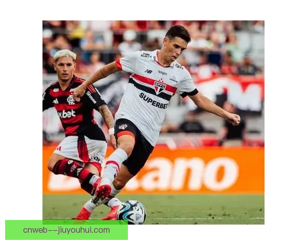 罗克巴甲客场推射破门首度斩获巴甲进球展现锋线实力