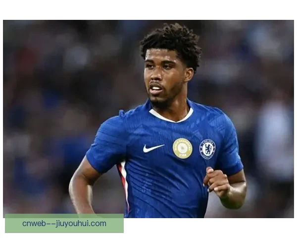 西汉姆联正式从切尔西租借签下后卫迪萨西强化防线